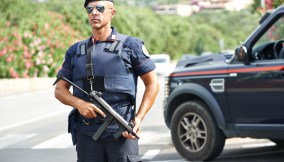 A un posto di blocco è sempre preferibile mostrarsi collaborativi