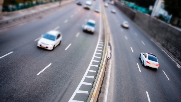 Limiti di velocità su strade e autostrade: quali sono