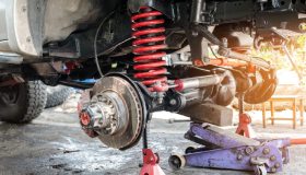 Sospensioni, quanti tipi ne esistono e quali sono le differenze