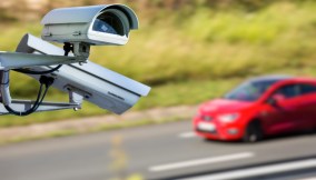In auto col telefono? Il telelaser ora può multarti anche per questo