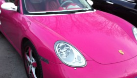 La Porsche rosa di Michelle Hunziker