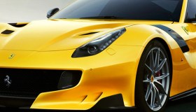 La Ferrari di Cristiano Ronaldo: bolide da 400mila euro