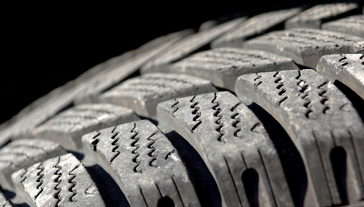 Bridgestone lancia il nuovo pneumatico 4 stagioni