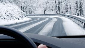 guidare strade ghiacciate