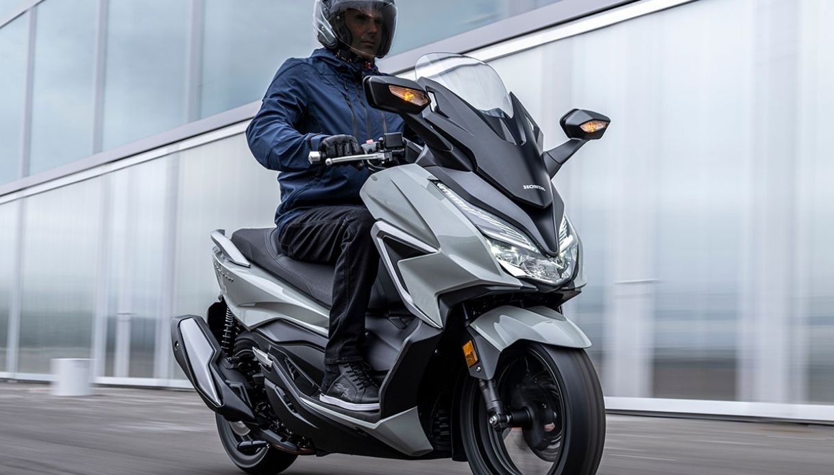 Honda-Forza-350-2021