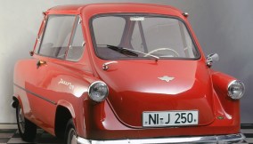 Zundapp Janus 750, il curioso caso dell'auto a due facce