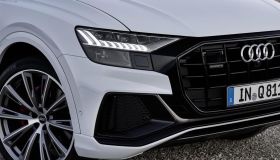 Audi Q8, il SUV più sportivo diventa ibido plug-in