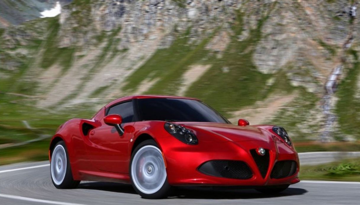 Alfa Romeo 4C, modello sportivo del 2013