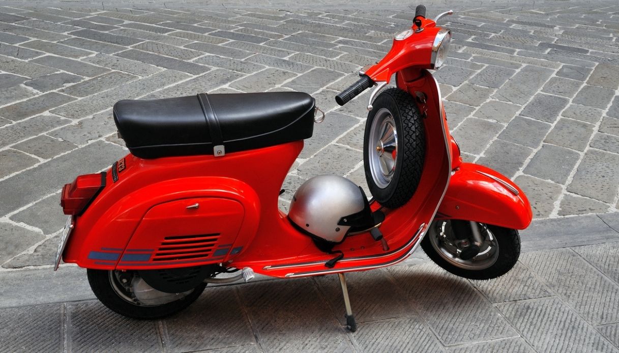 Vespa ha presentato anche la sua versione 125 Primavera