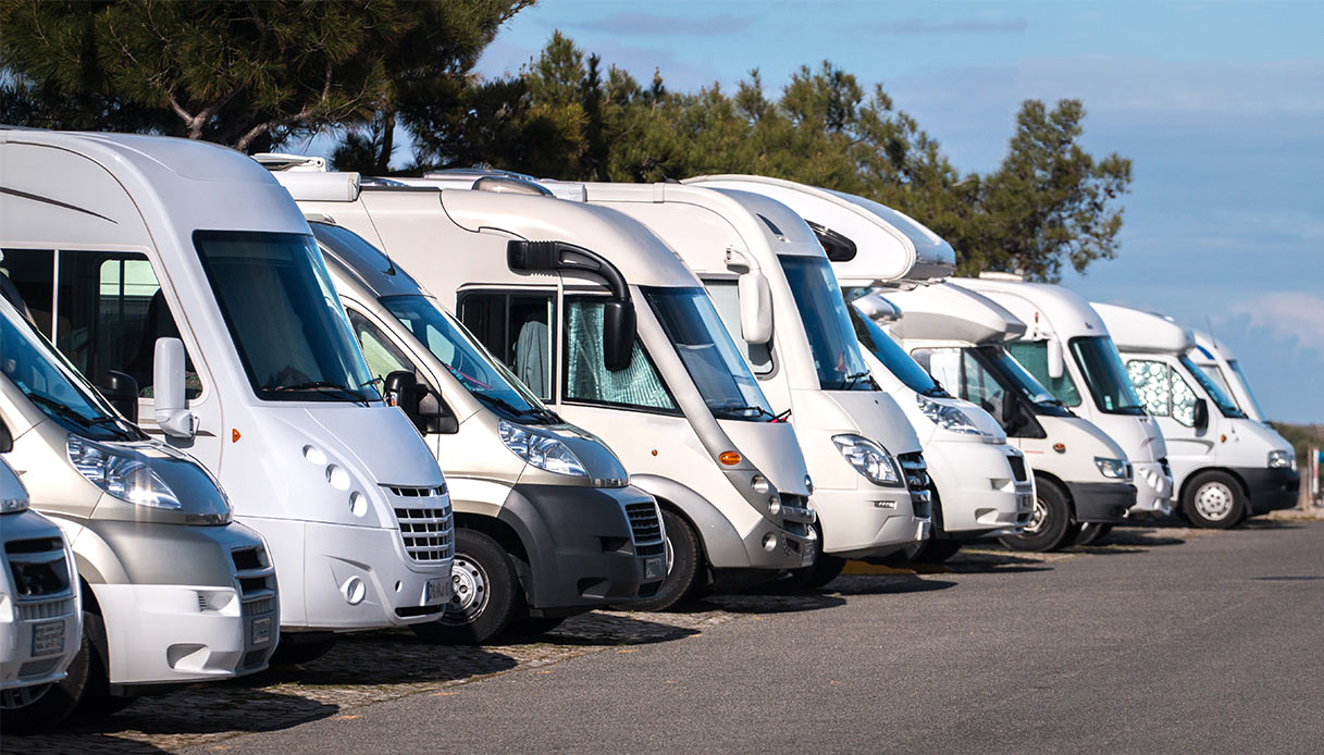 Parcheggiare camper dove e come farlo