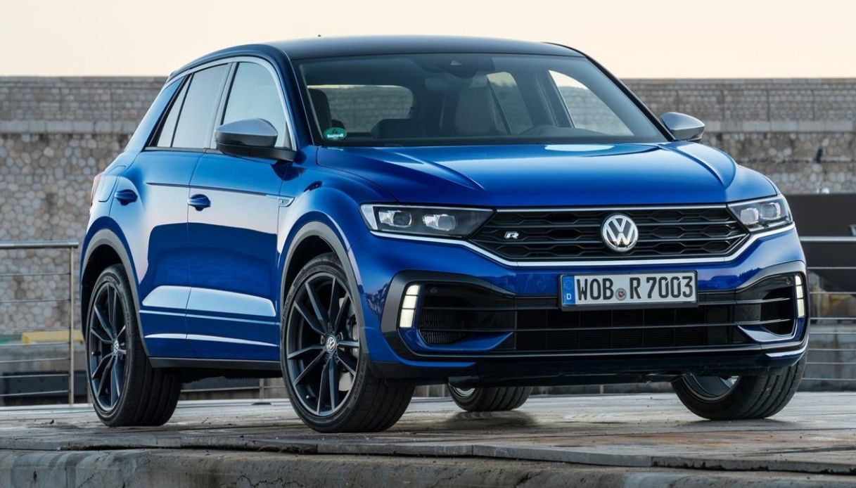 Volkswagen T-Roc R, estetica e prestazioni da sportiva