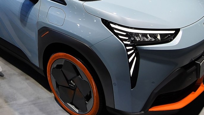 Il primo SUV al mondo con batterie al grafene
