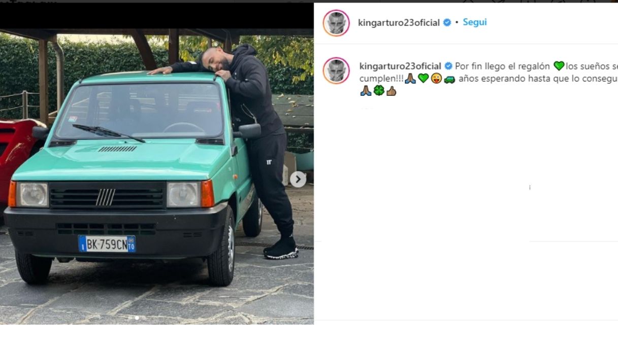 Arturo Vidal e la sua Fiat Panda