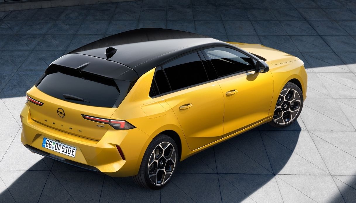 Opel Astra, sesta generazione per il 2021