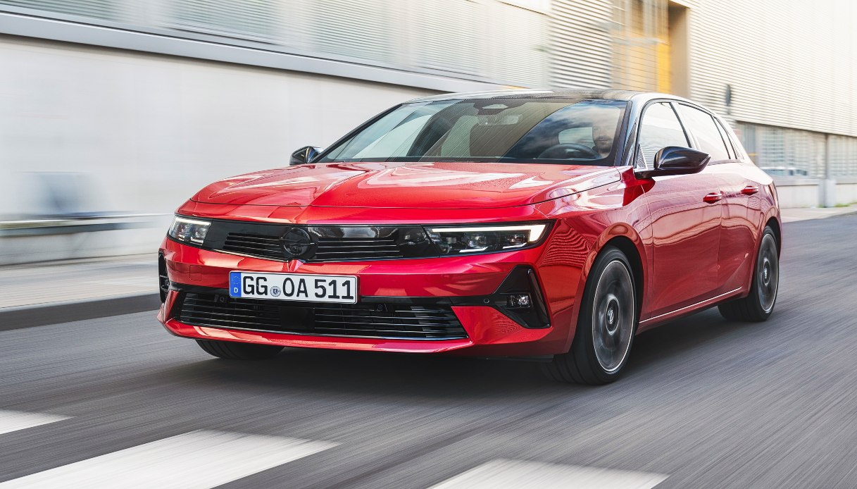Opel presenta la nuova Astra