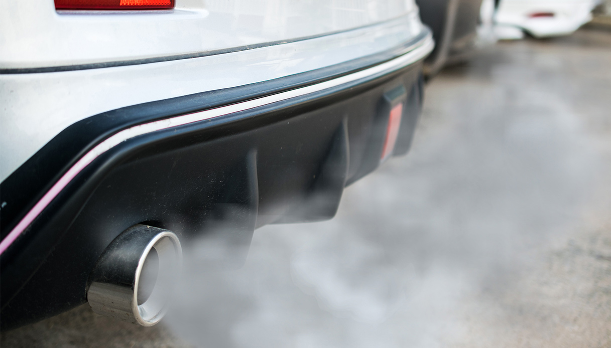 Gas di scarico dell'auto: cos'è e com'è fatto