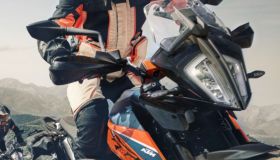 Nuova KTM Adventure, tecnologie e design di alto livello