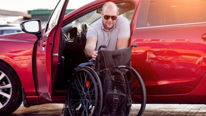 Come funzionano le auto per disabili