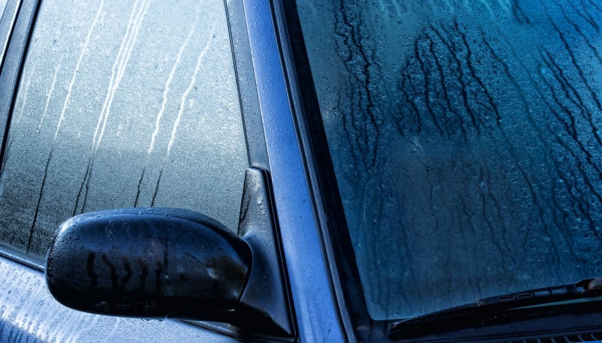Mai pi vetro appannato dell auto con questo rimedio definitivo