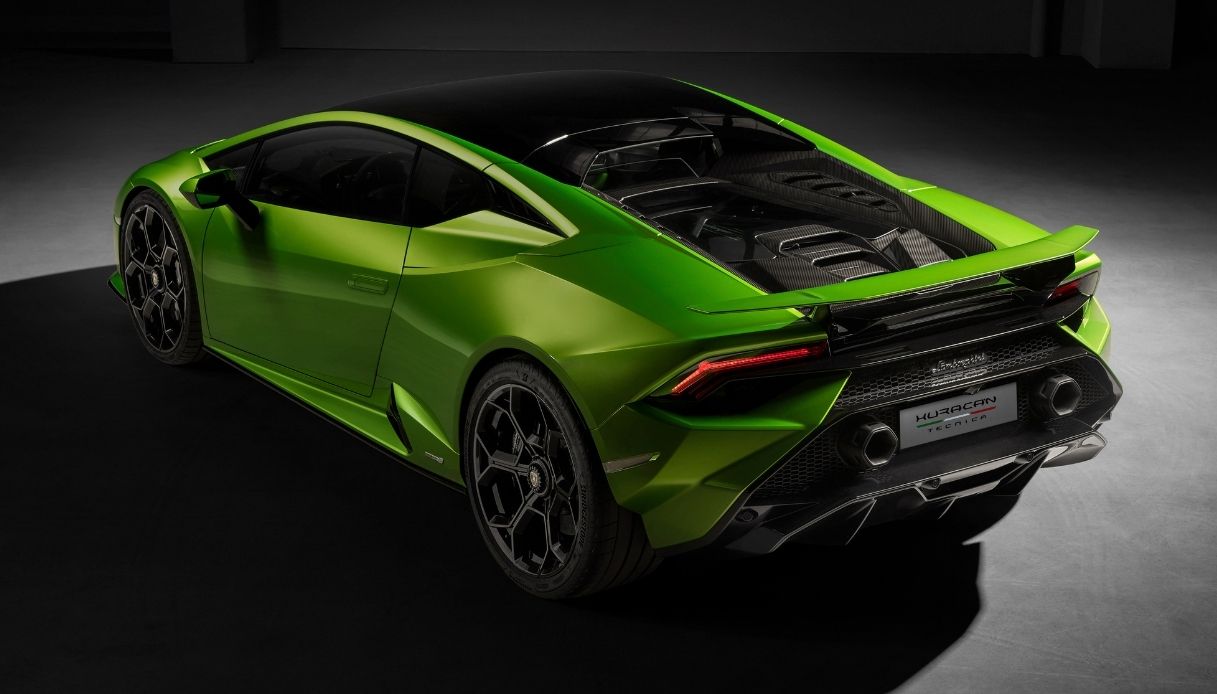 Lamborghini Huracan Tecnica, posteriore rivisitato