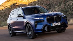 BMW lancia sul mercato la nuova versione del SUV di lusso X7