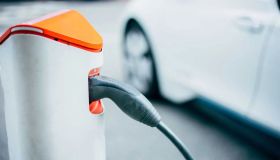 Addio a privilegi e incentivi per auto elettriche in Norvegia