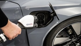 Audi sviluppa in-house le celle delle batterie ad alto voltaggio