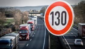 Limiti di velocità in autostrada: la novità che non piace