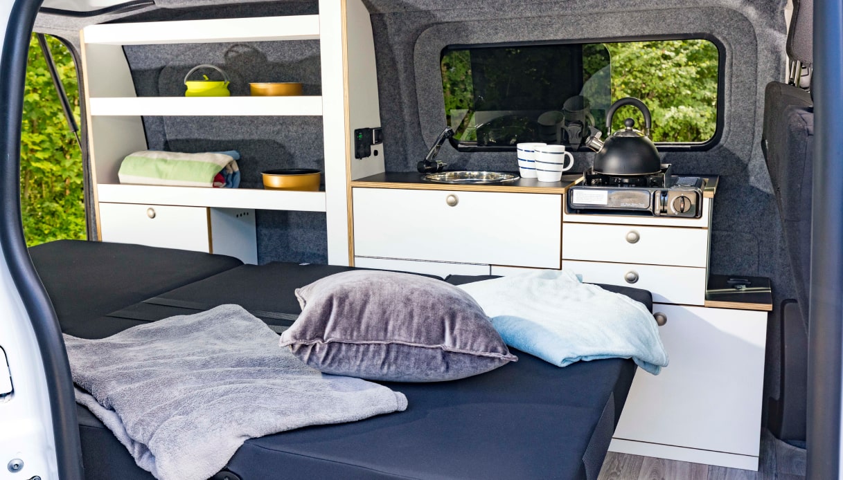 Alpincamper Opel Vivaro: interni