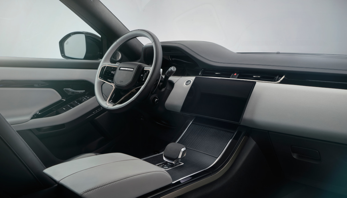 Gli interni della nuova Range Rover Evoque 2023