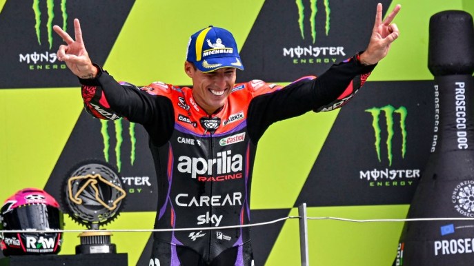MotoGP: vince Espargaro, beffato Bagnaia, le pagelle di Silverstone
