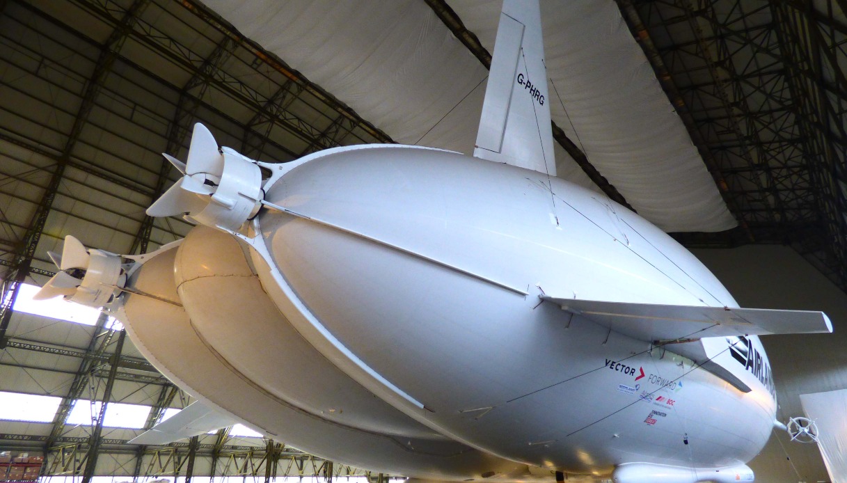 Airlander 10