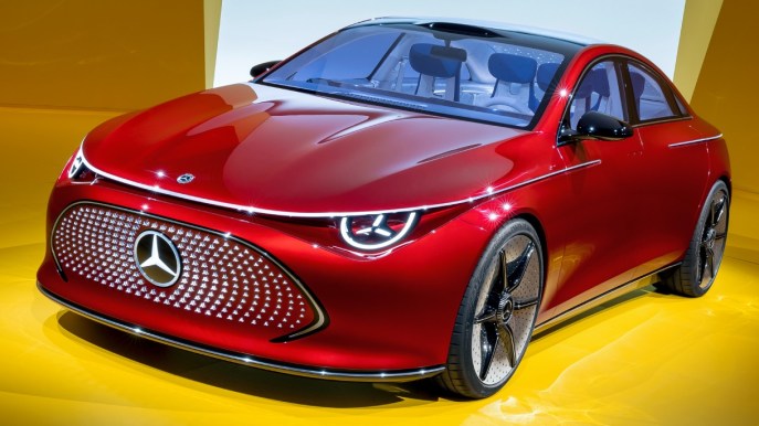 Mercedes presenta la hypermiller elettrica del futuro