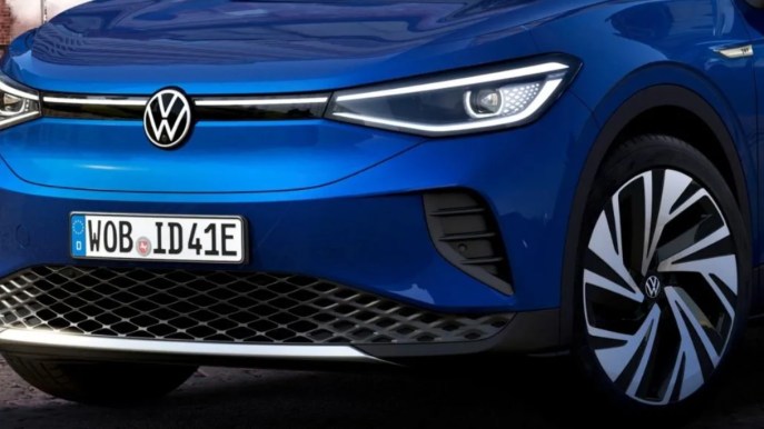 Volkswagen, stop alla produzione di auto elettriche: è crisi