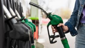 Nuovo bonus benzina, 80 euro al mese: come riceverlo