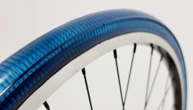 Dalla NASA alle bici: al debutto gli pneumatici in metallo