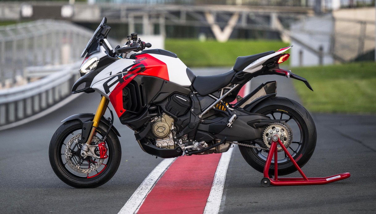 Presentata la nuova ed esclusiva Ducati Multistrada V4 RS