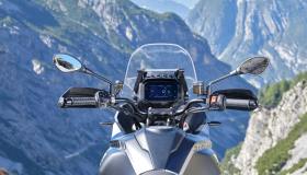 Moto Guzzi a EICMA 2023 con la nuova Stelvio
