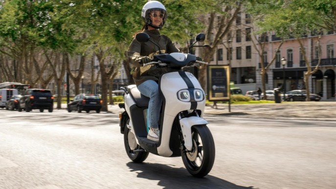 Yamaha Neo’s: lo scooter elettrico che cambia la mobilità urbana