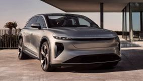 Nuovo Lucid Gravity, il SUV elettrico premium