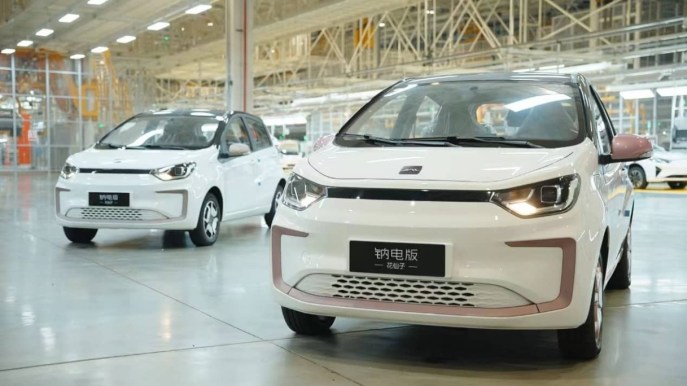 In Cina nasce la prima auto con batteria agli ioni di sodio