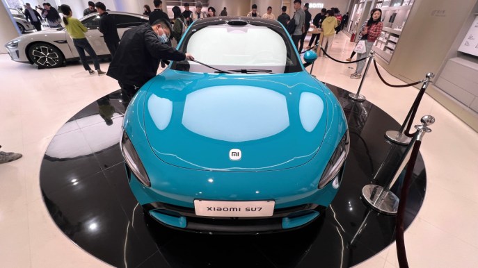 Xiaomi sfida Tesla: ecco la nuova auto con la super autonomia
