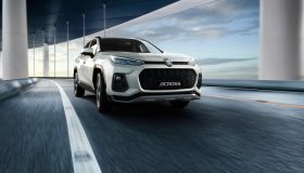 Suzuki Across: più tecnologia allo stesso prezzo