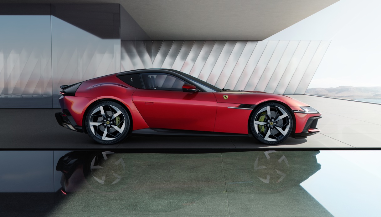 Un look che fa impazzire per la nuova Ferrari 12Cilindri