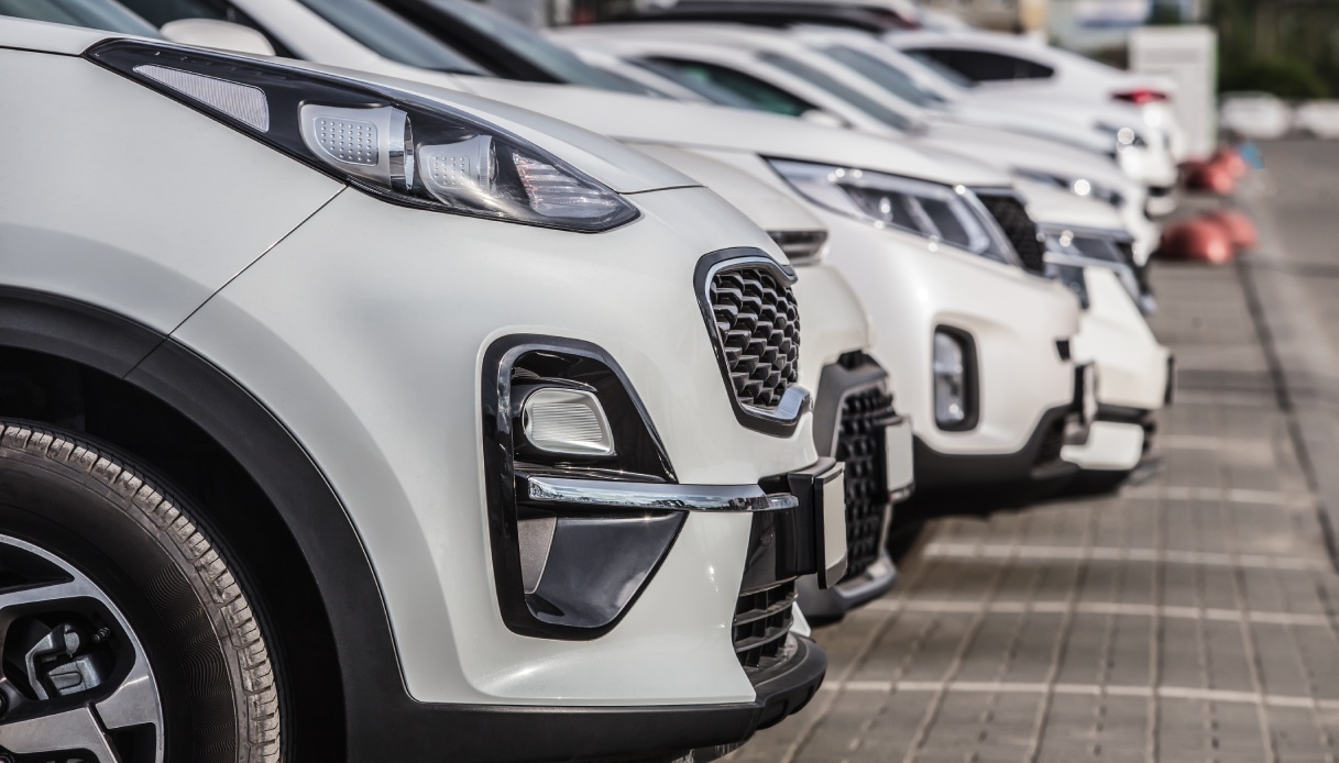 Incentivi auto 2024, quanto si risparmia davvero in base all’ISEE