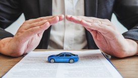 Assicurazione auto, costi alle stelle: come risparmiare
