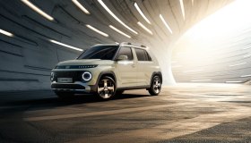 Hyundai INSTER arriva a Milano: il nuovo SUV ultracompatto 100% elettrico