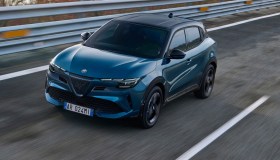 Alfa Romeo Junior, la versione Ibrida da 136 CV disponibile nei concessionari