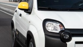 I 10 modelli di auto con motore ibrido più vendute di ottobre 2024