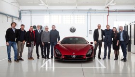 Alfa Romeo 33 Stradale, consegnato l’esemplare numero 1
